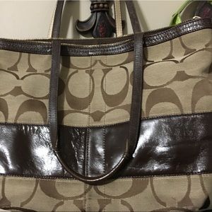 Coach Handbag Medium Size